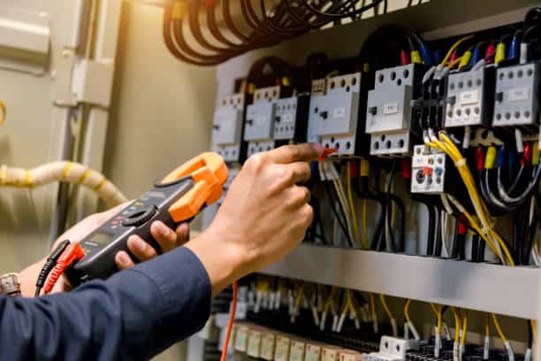 electrician in Dubai